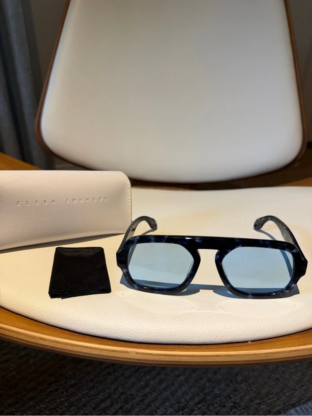 Elisa Johnson Jane Sunglasses in Blue Tortoise